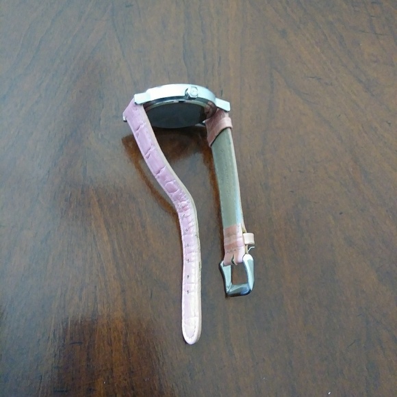 Watch - Picture 3 of 8